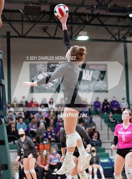 Thumbnail 2 in College Station vs Magnolia West (UIL 5A Regional Quarterfinal) photogallery.