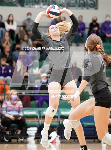 Thumbnail 3 in College Station vs Magnolia West (UIL 5A Regional Quarterfinal) photogallery.