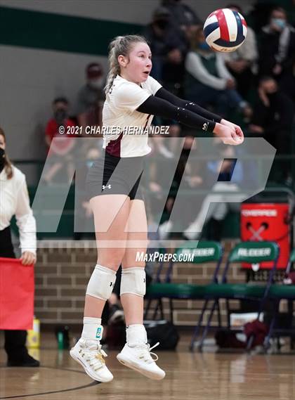 Thumbnail 3 in College Station vs Magnolia West (UIL 5A Regional Quarterfinal) photogallery.