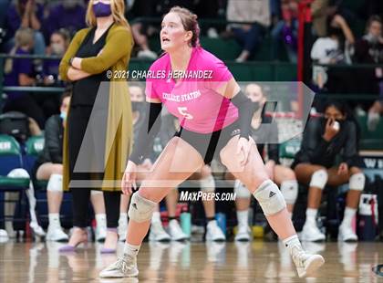 Thumbnail 3 in College Station vs Magnolia West (UIL 5A Regional Quarterfinal) photogallery.