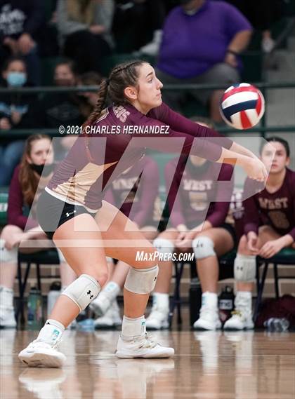 Thumbnail 1 in College Station vs Magnolia West (UIL 5A Regional Quarterfinal) photogallery.