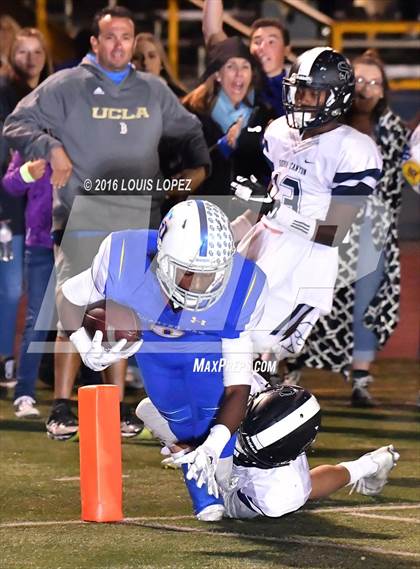 Thumbnail 2 in Charter Oak vs. Sierra Canyon (CIF SS Division 4 Semifinal) photogallery.