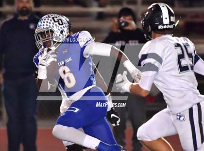 Thumbnail 2 in Charter Oak vs. Sierra Canyon (CIF SS Division 4 Semifinal) photogallery.