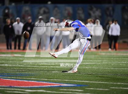 Thumbnail 1 in Lake Travis @ Westlake photogallery.