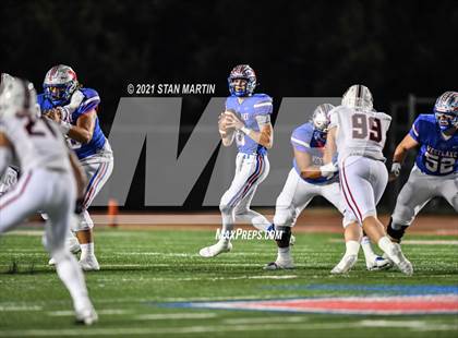 Thumbnail 3 in Lake Travis @ Westlake photogallery.