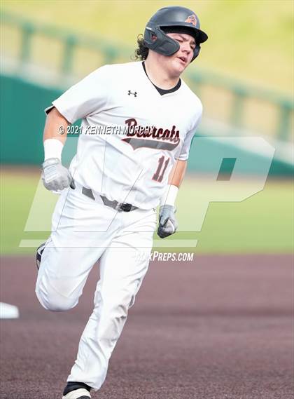 Thumbnail 2 in Aledo vs Abilene Wylie (UIL 5A Regional Semi-Final) photogallery.