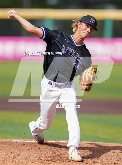 Thumbnail 3 in Aledo vs Abilene Wylie (UIL 5A Regional Semi-Final) photogallery.