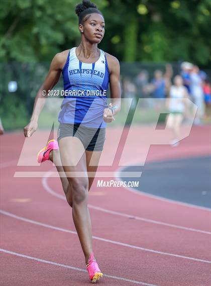 Thumbnail 3 in Section VIII Championship (400 Meters) photogallery.
