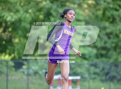 Thumbnail 2 in Section VIII Championship (400 Meters) photogallery.