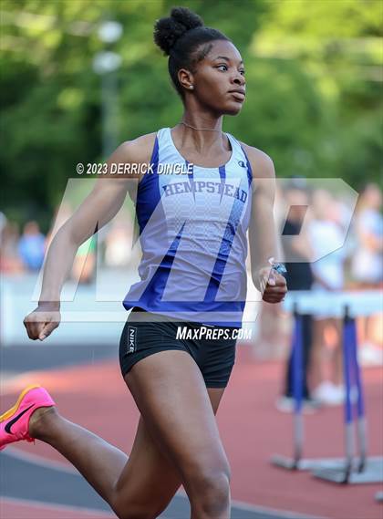 Thumbnail 1 in Section VIII Championship (400 Meters) photogallery.