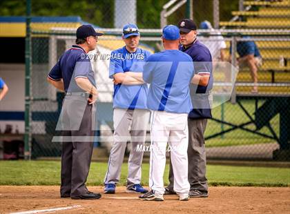 Thumbnail 3 in Summit Country Day vs. Madeira (OHSAA Division 3 Sectional) photogallery.