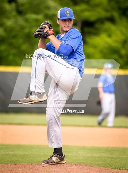 Thumbnail 2 in Summit Country Day vs. Madeira (OHSAA Division 3 Sectional) photogallery.