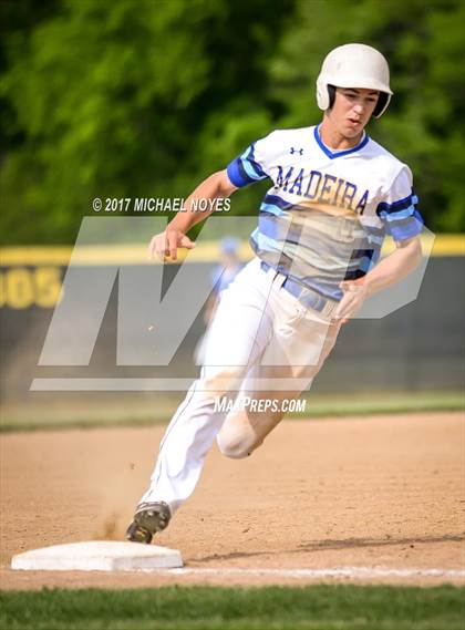 Thumbnail 2 in Summit Country Day vs. Madeira (OHSAA Division 3 Sectional) photogallery.