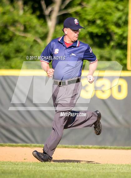Thumbnail 2 in Summit Country Day vs. Madeira (OHSAA Division 3 Sectional) photogallery.