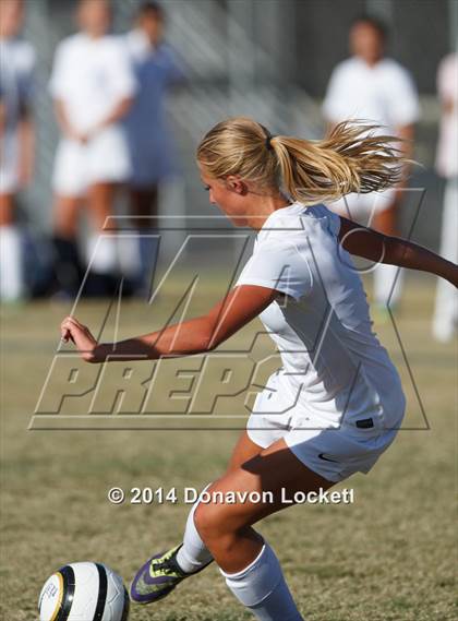 Thumbnail 1 in Desert Oasis @ Foothill photogallery.
