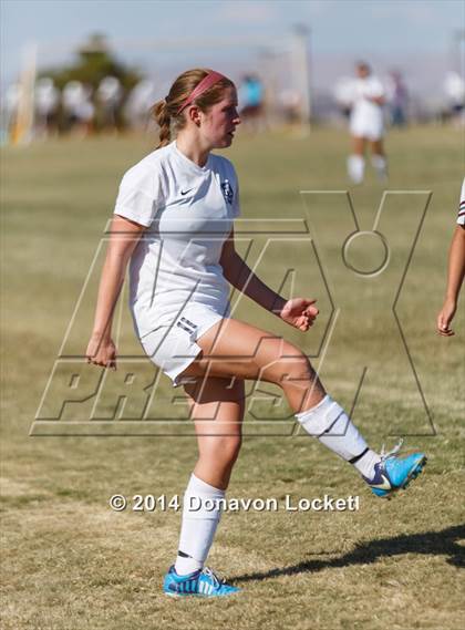 Thumbnail 3 in Desert Oasis @ Foothill photogallery.