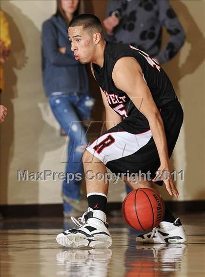Thumbnail 3 in Valor Christian vs. Roosevelt (4A 1st Round Playoff) photogallery.
