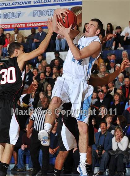 Thumbnail 1 in Valor Christian vs. Roosevelt (4A 1st Round Playoff) photogallery.