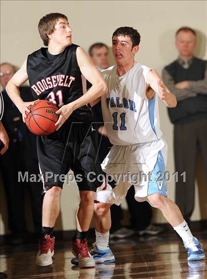 Thumbnail 2 in Valor Christian vs. Roosevelt (4A 1st Round Playoff) photogallery.