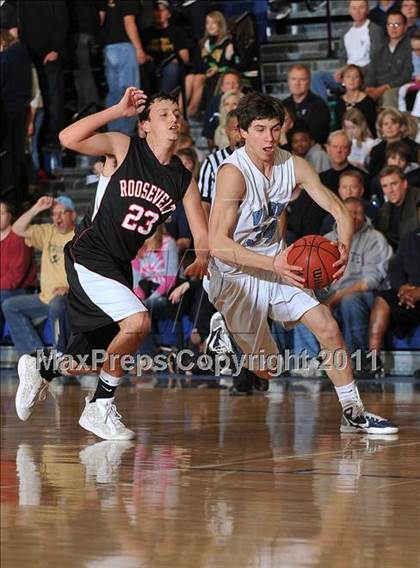 Thumbnail 2 in Valor Christian vs. Roosevelt (4A 1st Round Playoff) photogallery.