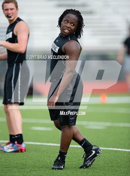 Thumbnail 2 in Denison vs. Pearce (7-on-7 Texas State Qualifying Tournament) photogallery.