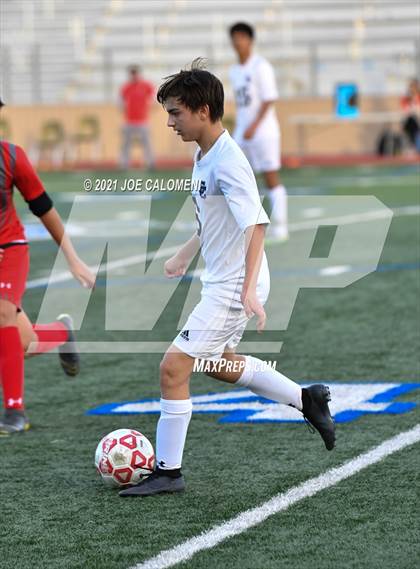Thumbnail 1 in Lee [Robert E.] vs Central Catholic photogallery.