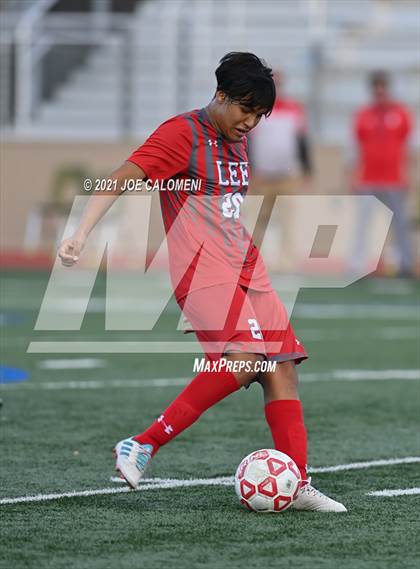 Thumbnail 3 in Lee [Robert E.] vs Central Catholic photogallery.