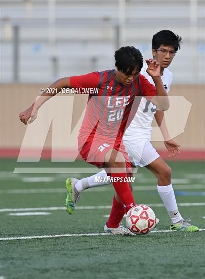 Thumbnail 1 in Lee [Robert E.] vs Central Catholic photogallery.