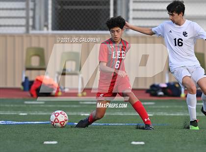 Thumbnail 2 in Lee [Robert E.] vs Central Catholic photogallery.