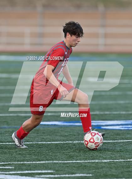 Thumbnail 1 in Lee [Robert E.] vs Central Catholic photogallery.