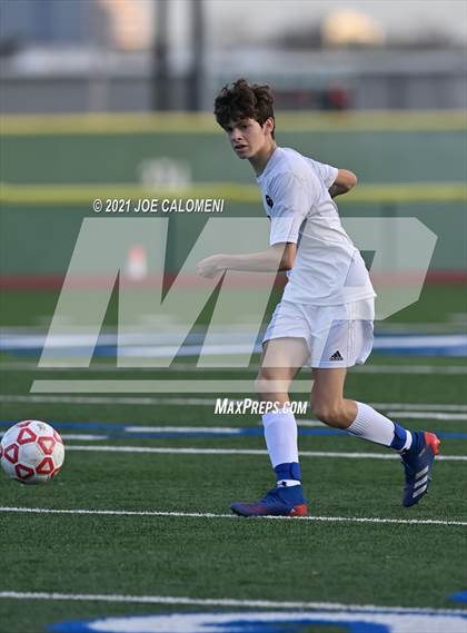 Thumbnail 3 in Lee [Robert E.] vs Central Catholic photogallery.