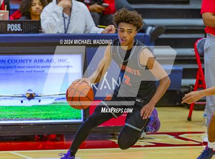 Thumbnail 2 in Hardin-Jefferson VS La Porte (Hardin-Jefferson Basketball Tournament) photogallery.