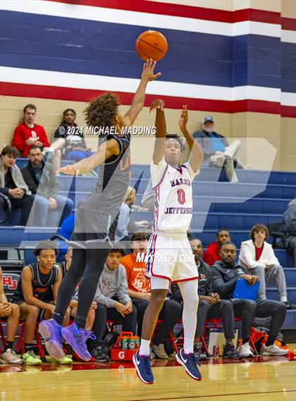 Thumbnail 3 in Hardin-Jefferson VS La Porte (Hardin-Jefferson Basketball Tournament) photogallery.