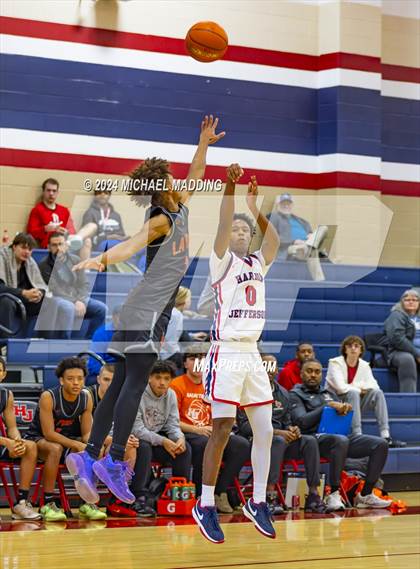 Thumbnail 1 in Hardin-Jefferson VS La Porte (Hardin-Jefferson Basketball Tournament) photogallery.