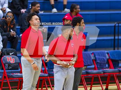 Thumbnail 3 in Hardin-Jefferson VS La Porte (Hardin-Jefferson Basketball Tournament) photogallery.