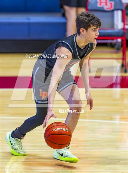 Thumbnail 1 in Hardin-Jefferson VS La Porte (Hardin-Jefferson Basketball Tournament) photogallery.