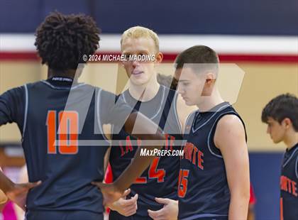Thumbnail 2 in Hardin-Jefferson VS La Porte (Hardin-Jefferson Basketball Tournament) photogallery.