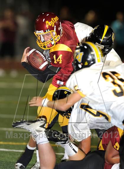 Thumbnail 2 in Esperanza vs. Capistrano Valley photogallery.