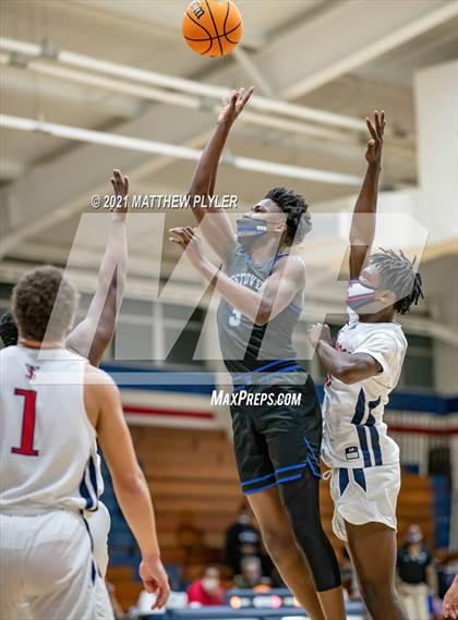 Thumbnail 1 in Westover @ Terry Sanford photogallery.