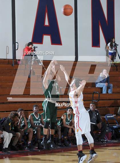 Thumbnail 3 in Fairfax vs. Executive Prep Academy of Finance (Rose City Roundball Classic) photogallery.