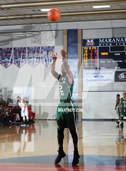 Thumbnail 3 in Fairfax vs. Executive Prep Academy of Finance (Rose City Roundball Classic) photogallery.