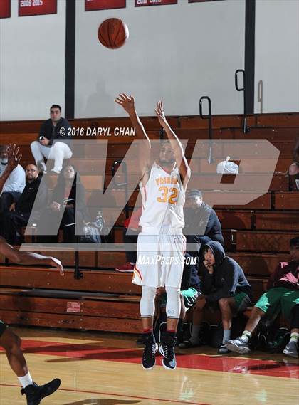 Thumbnail 2 in Fairfax vs. Executive Prep Academy of Finance (Rose City Roundball Classic) photogallery.