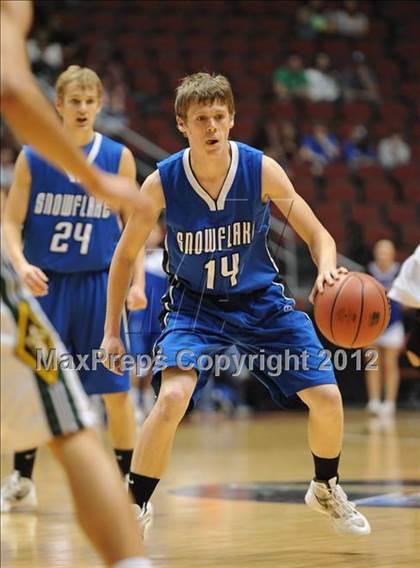 Thumbnail 2 in Gilbert Christian vs. Snowflake (AIA D3 Semifinals) photogallery.