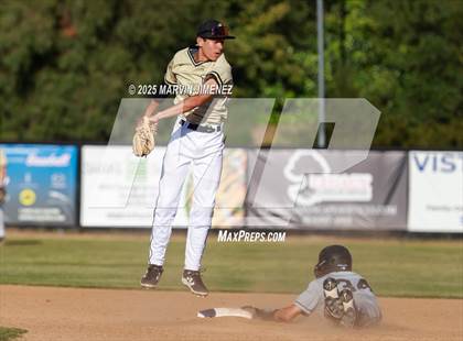 Thumbnail 2 in Calabasas @ Thousand Oaks photogallery.