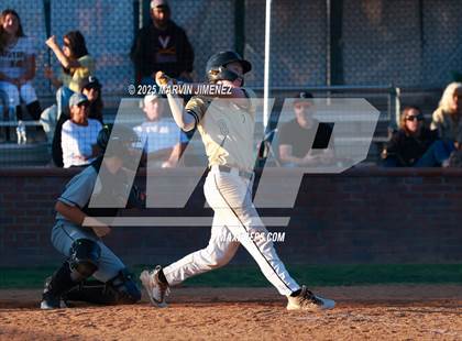 Thumbnail 1 in Calabasas @ Thousand Oaks photogallery.