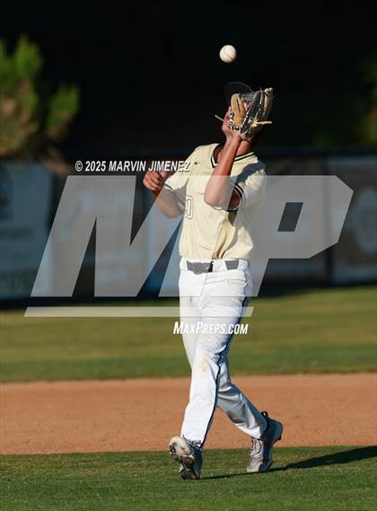 Thumbnail 1 in Calabasas @ Thousand Oaks photogallery.
