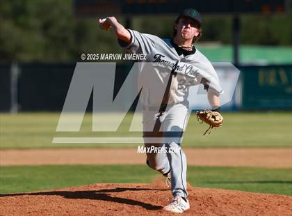 Thumbnail 3 in Calabasas @ Thousand Oaks photogallery.