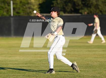 Thumbnail 3 in Calabasas @ Thousand Oaks photogallery.