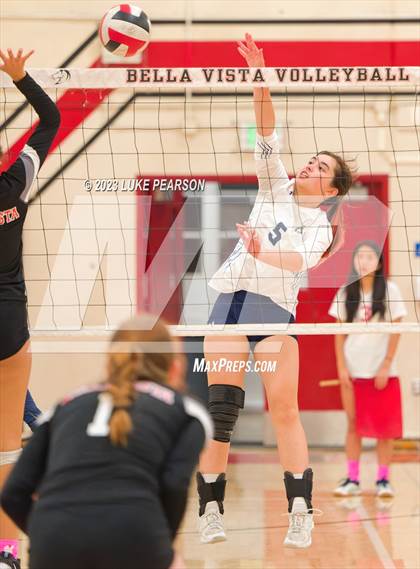 Thumbnail 1 in Inderkum @ Bella Vista photogallery.