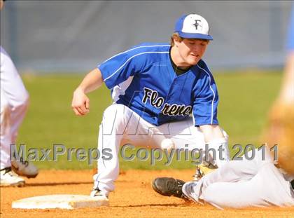 Thumbnail 2 in Lee vs Florence  photogallery.